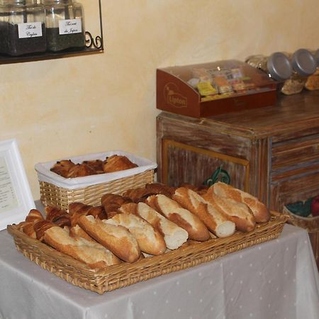 Logis Hotel Restaurant Les Norias Cazilhac  Bagian luar foto